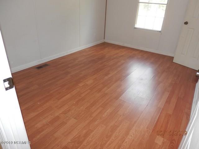 242 Sand Ridge Road Hubert, NC 28539 - Photo 7 of 9 P5160022