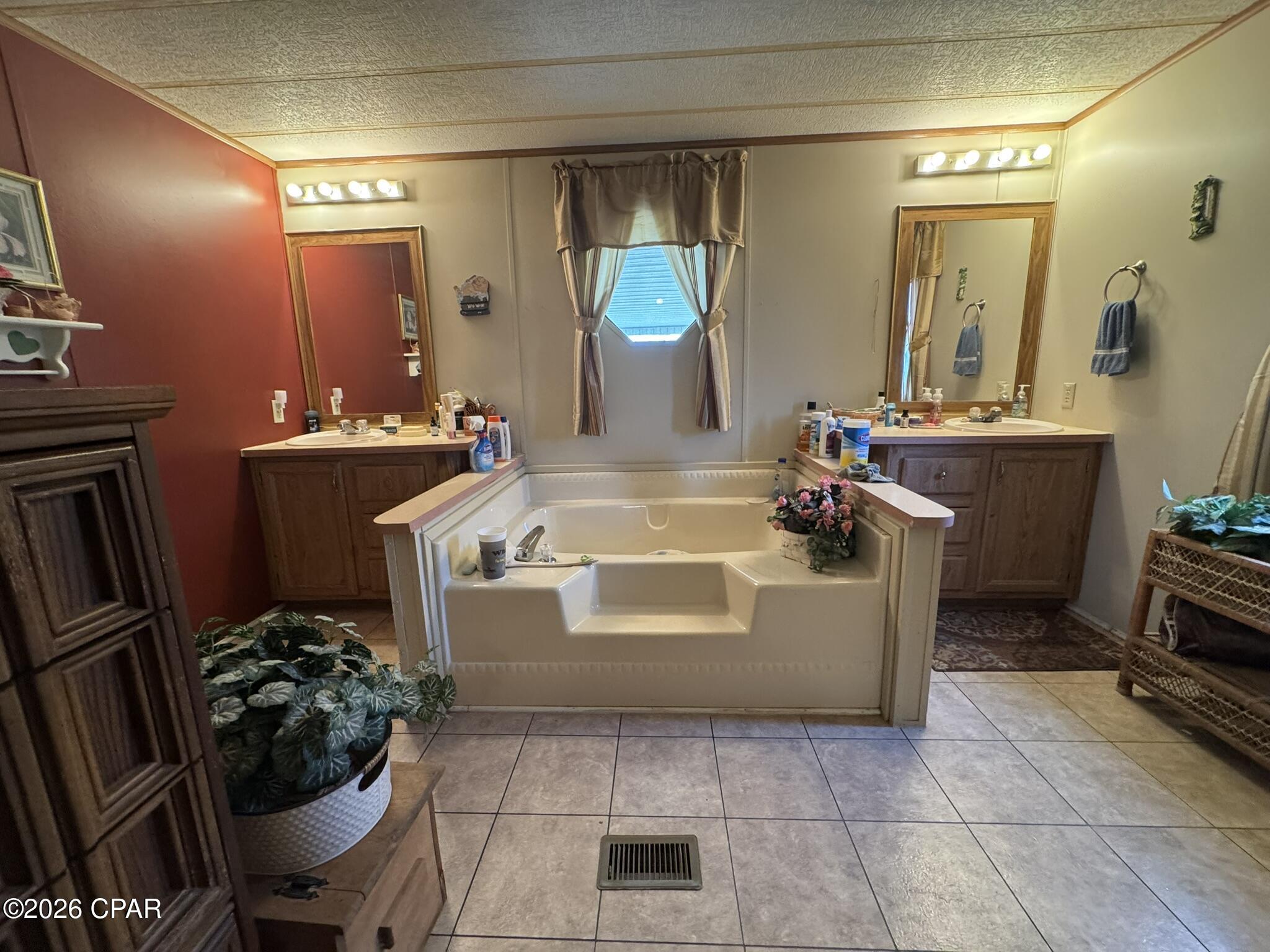 2246 Morris Road Cottondale, FL 32431 - Photo 17 of 27