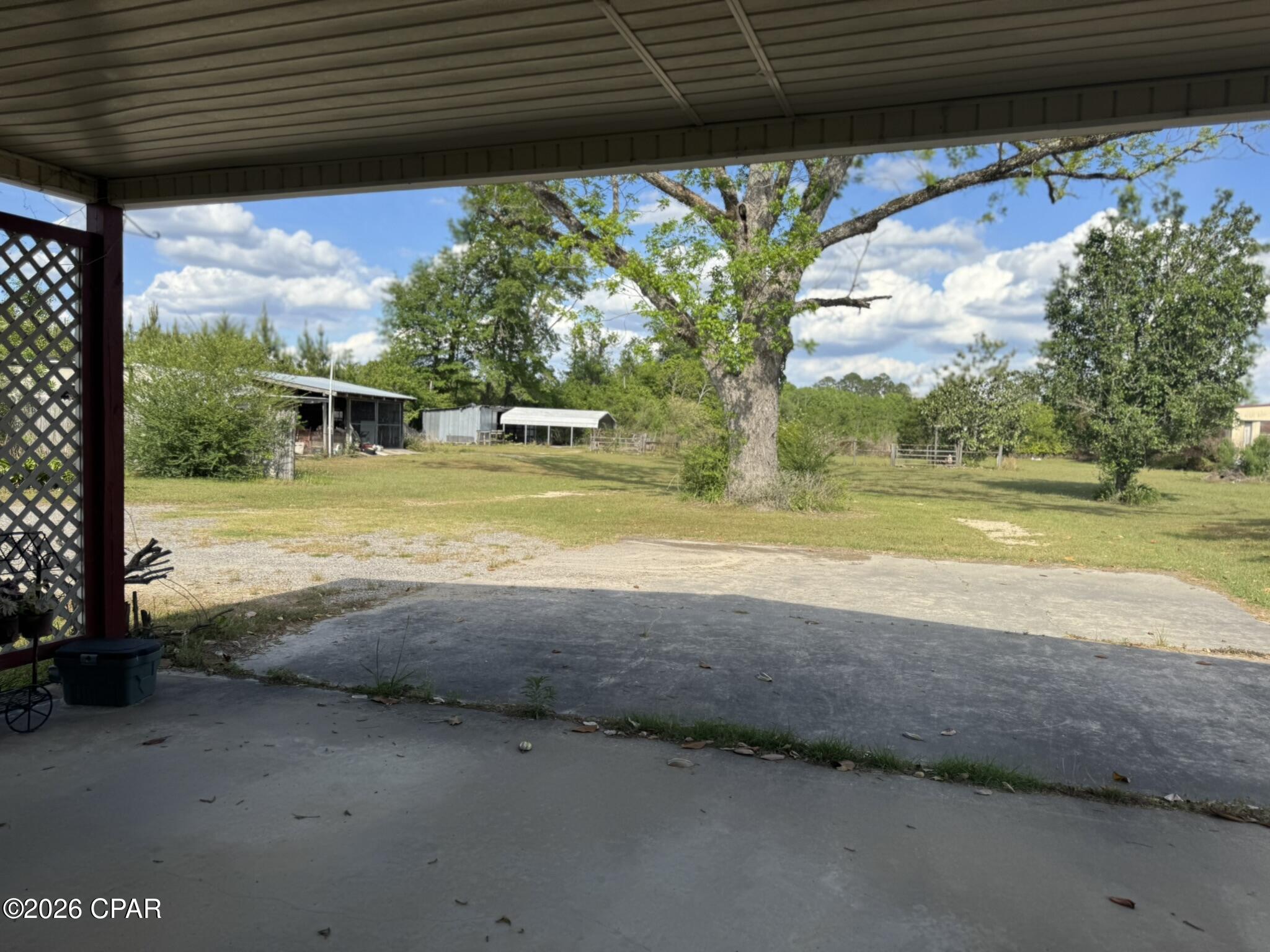 2246 Morris Road Cottondale, FL 32431 - Photo 4 of 27
