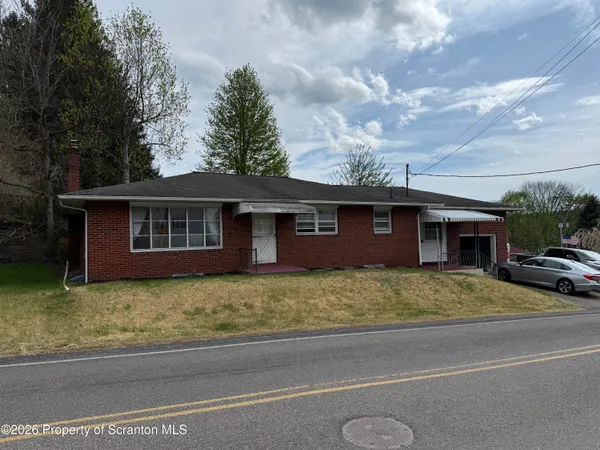 $144,900 | 8006 Main Street, Mocanaqua, PA 18655
