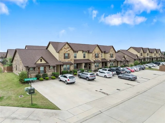 $310,000 | 409 Goldilocks Lane, College Station, TX 77845
