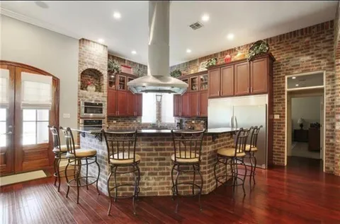 $630,000 | 719 Odessa Lane, Covington, LA 70435