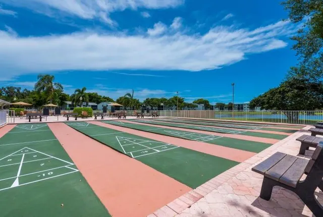 a view of a tennis court