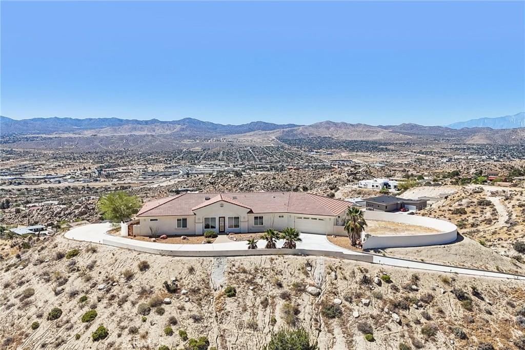 6057 Buena Suerte Road Yucca Valley, CA 92284 - Photo 54 of 75