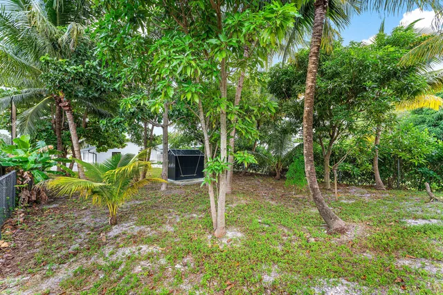 $895,000 | 608 Southeast 2nd Avenue, Delray Beach, FL 33483