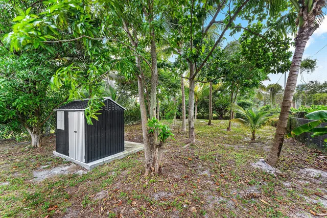 $895,000 | 608 Southeast 2nd Avenue, Delray Beach, FL 33483