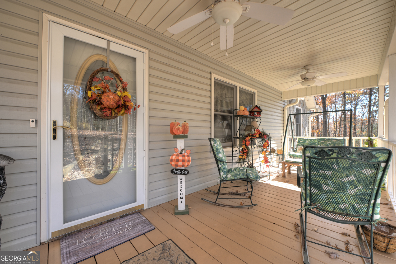 122 D D J Lane Ellijay, GA 30540 - Photo 11 of 51 a view of a livingroom with furniture and white walls