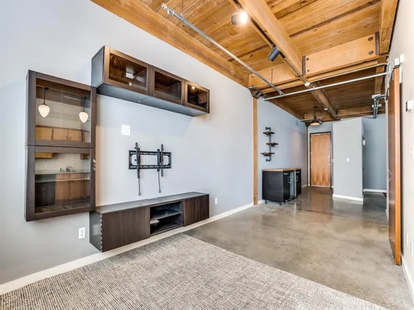 a view of a storage & utility room