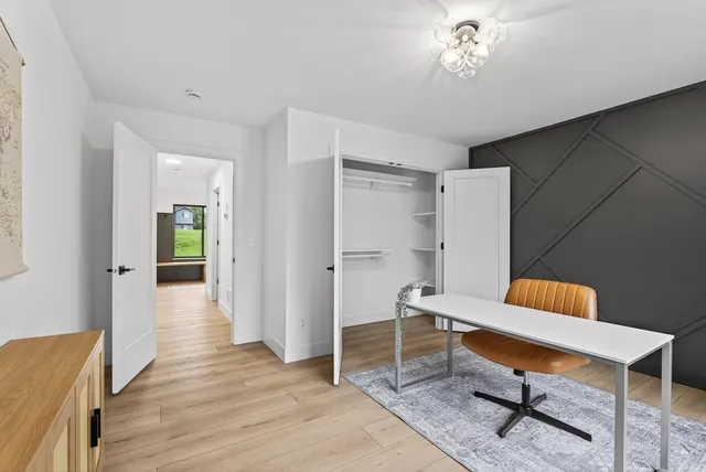 $1,250,000 | 11526 54th Street Southeast, Clear Lake, MN 55319