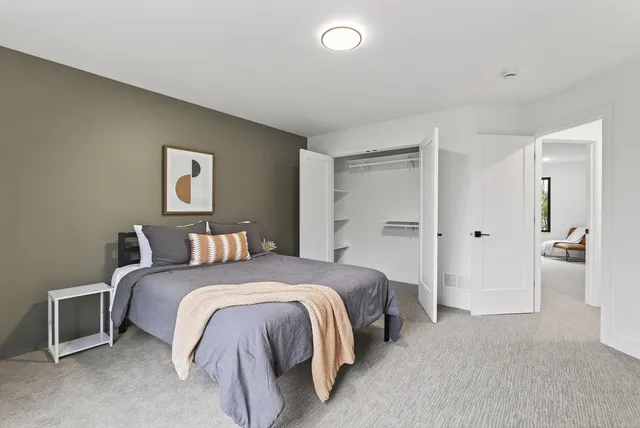 $1,250,000 | 11526 54th Street Southeast, Clear Lake, MN 55319