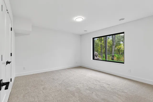 $1,250,000 | 11526 54th Street Southeast, Clear Lake, MN 55319