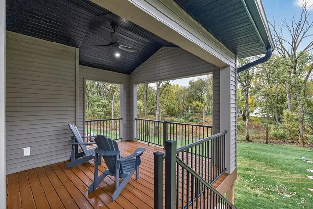 $1,250,000 | 11526 54th Street Southeast, Clear Lake, MN 55319