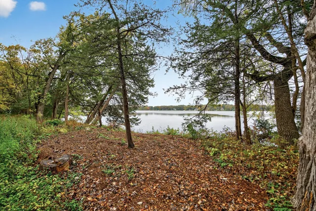 $1,250,000 | 11526 54th Street Southeast, Clear Lake, MN 55319