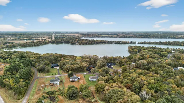 $1,250,000 | 11526 54th Street Southeast, Clear Lake, MN 55319