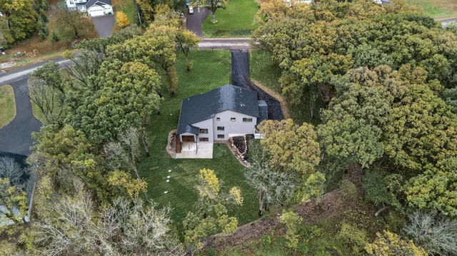 $1,250,000 | 11526 54th Street Southeast, Clear Lake, MN 55319