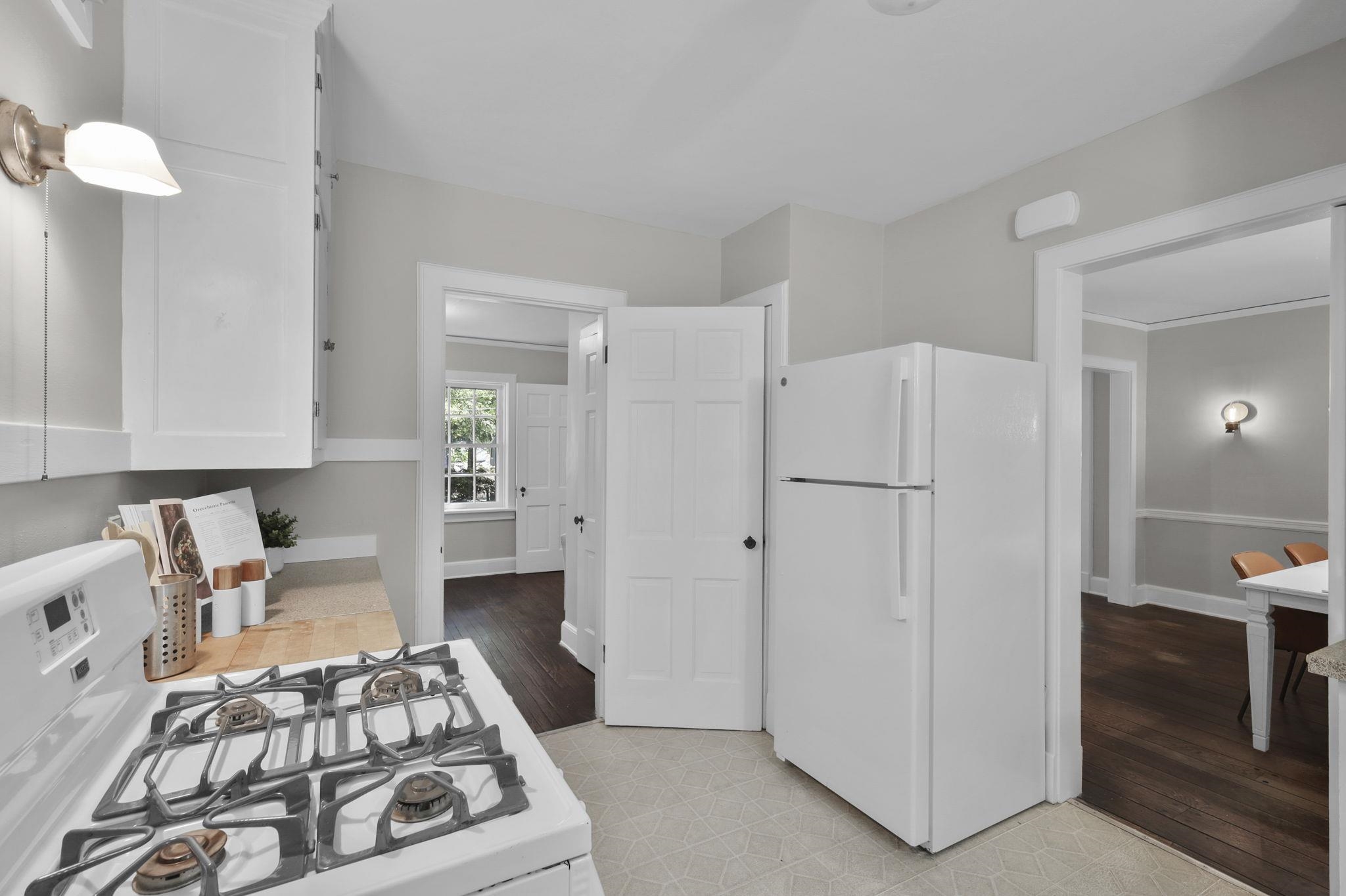 1234 Sweetbriar Road Madison, WI 53705 - Photo 14 of 38