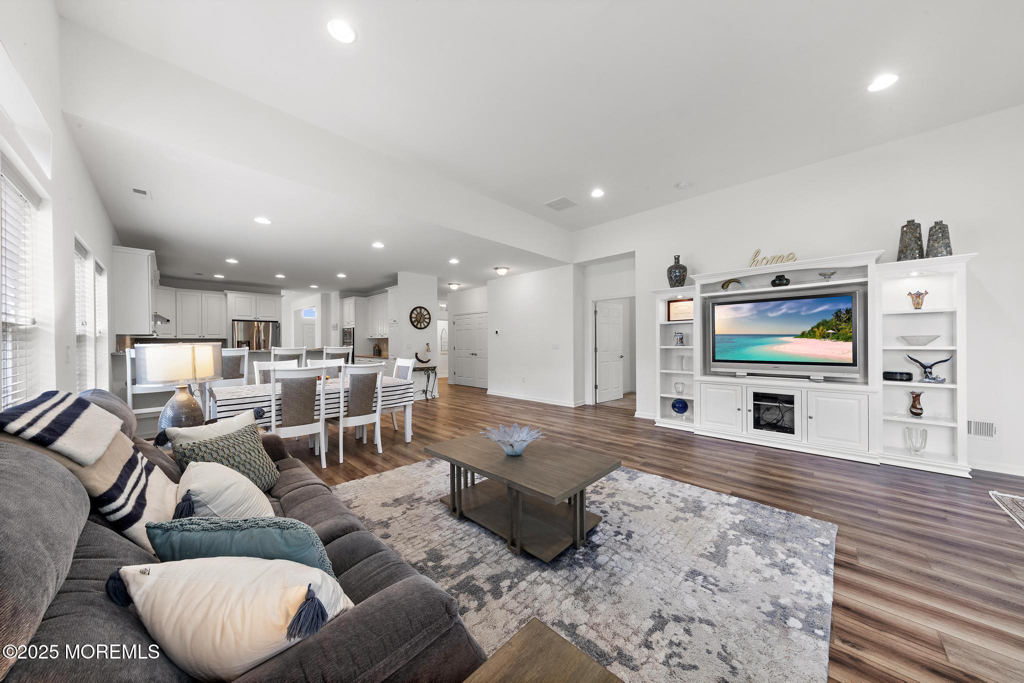 21 Aurora Circle Barnegat, NJ 08005 - Photo 14 of 79 21 Aurora Circle (10)