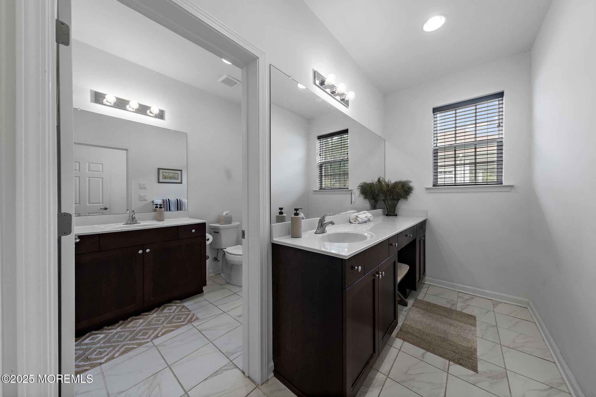 21 Aurora Circle Barnegat, NJ 08005 - Photo 47 of 79 21 Aurora Circle (41)