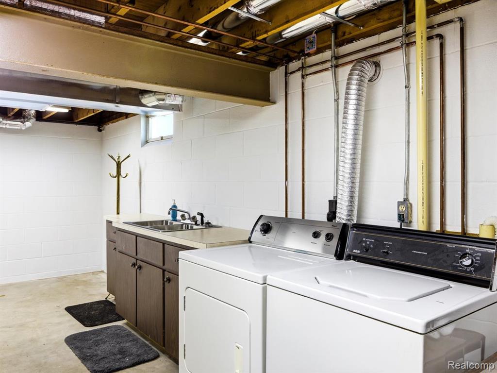 2482 Range Road Port Huron, MI 48060 - Photo 23 of 44 Gallery Image 23