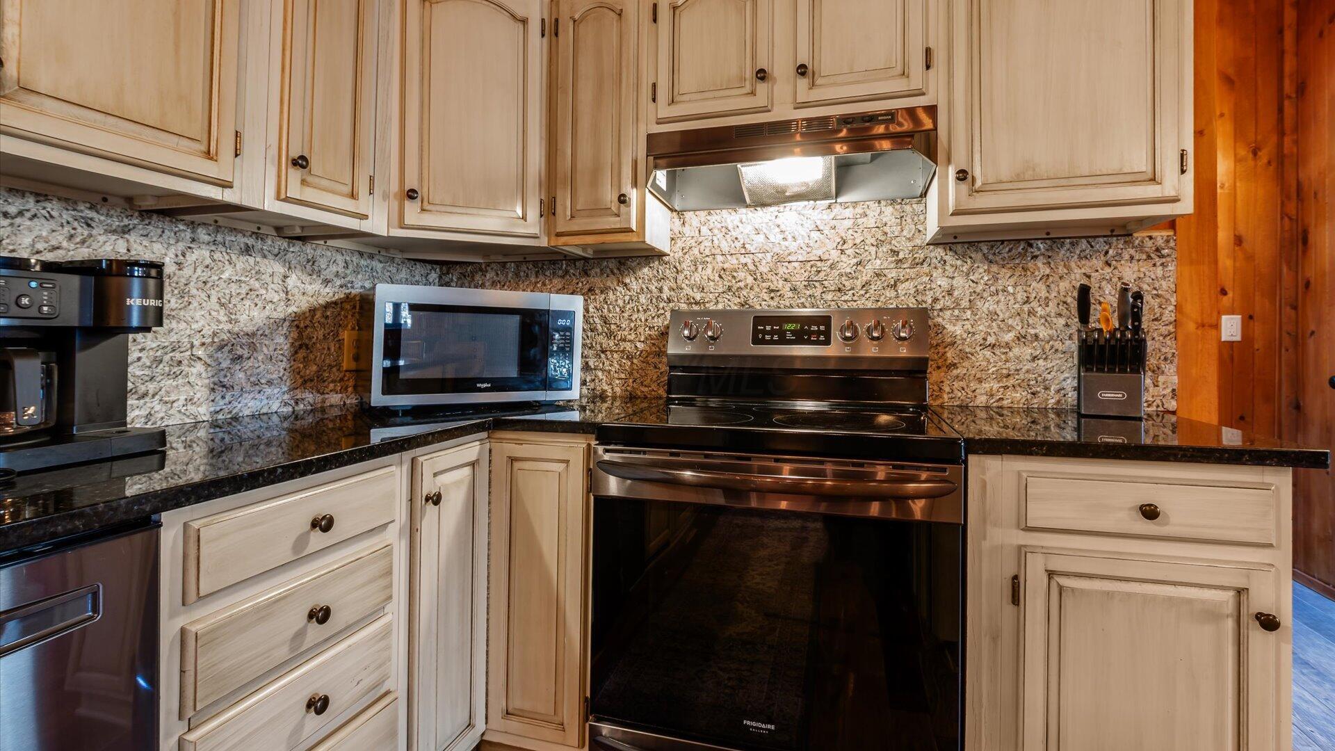 21801 Sterling Road Logan, OH 43138 - Photo 13 of 50 12-zj 21801 Sterling Rd034