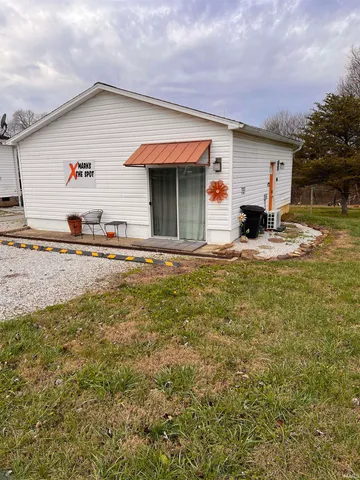 $269,000 | 17159 Highway 245, Dale, IN 47523