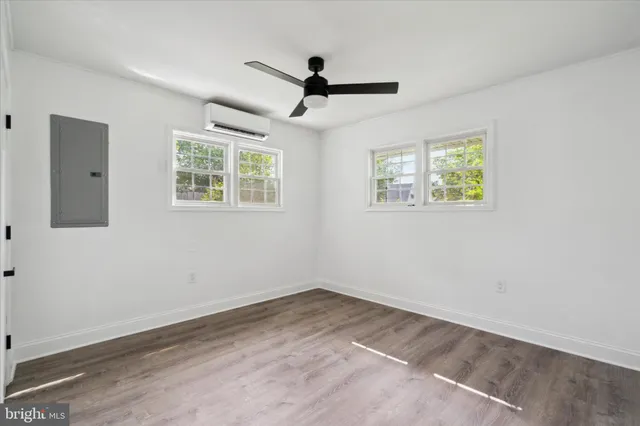 $399,900 | 331 Indian Creek Drive, Levittown, PA 19057