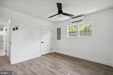 $399,900 | 331 Indian Creek Drive, Levittown, PA 19057