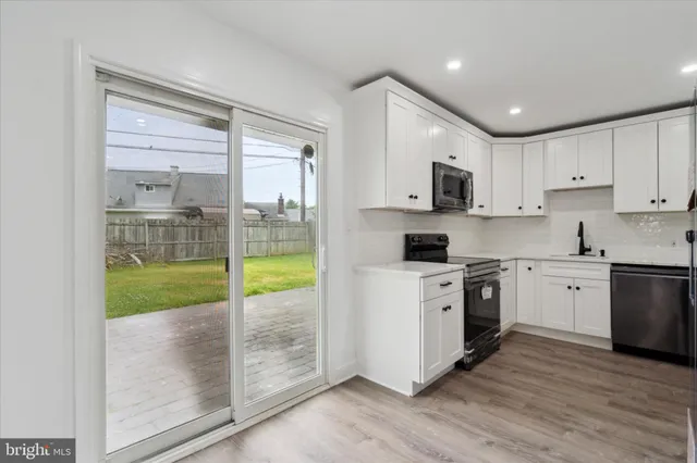 $399,900 | 331 Indian Creek Drive, Levittown, PA 19057