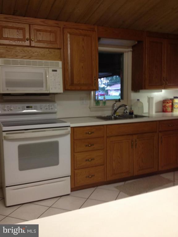 251 Mill Road Mount Joy, PA 17552 - Photo 4 of 27 Gallery Image 4