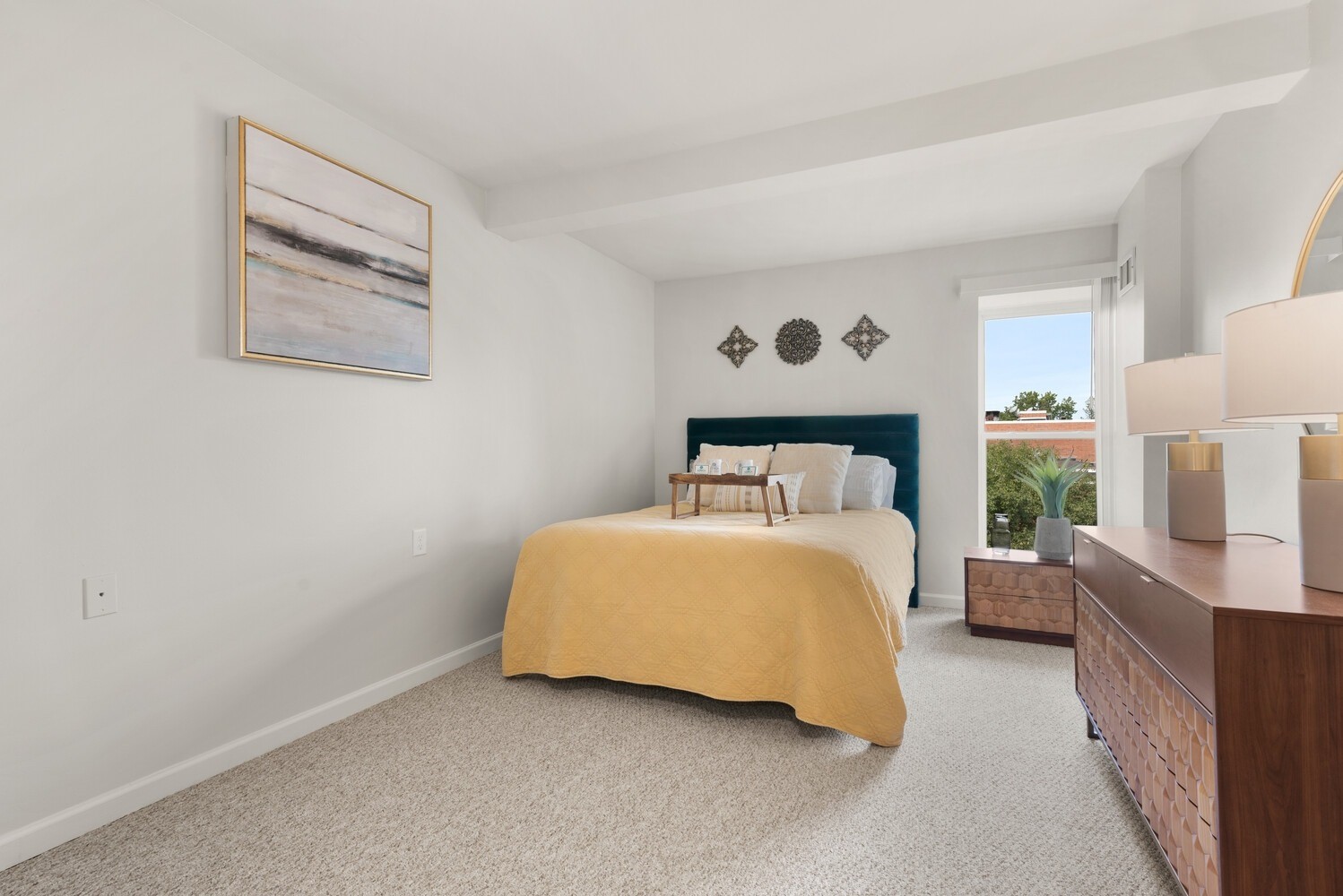28301 Franklin Road Southfield, MI 48034 - Photo 6 of 7 a bedroom with a bed lamp and a window