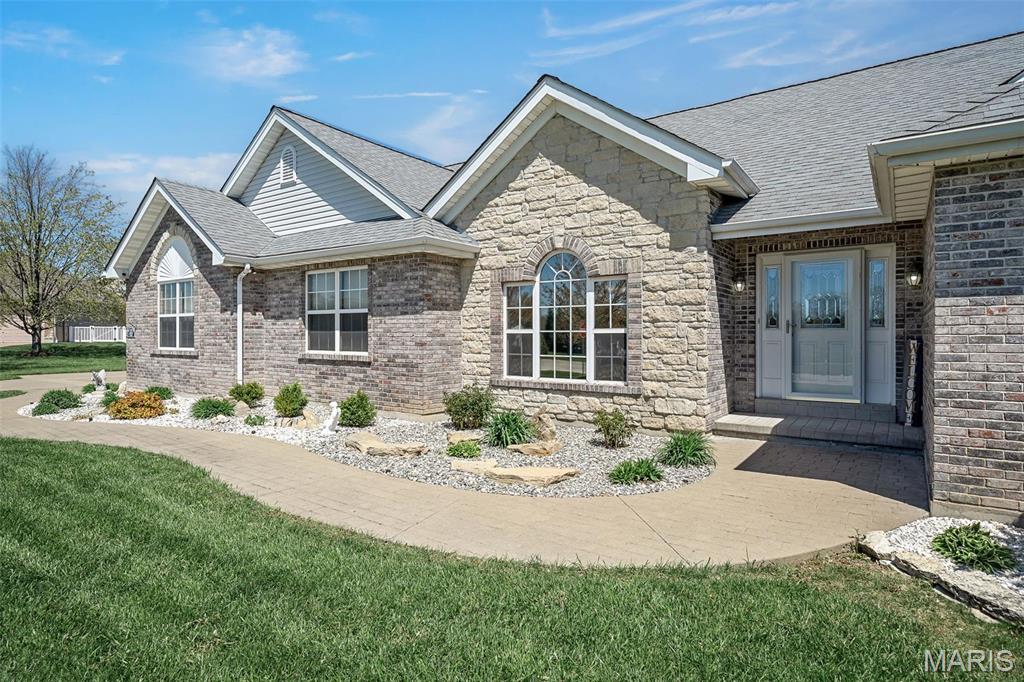 100 Hillary Circle Flint Hill, MO 63385 - Photo 6 of 49