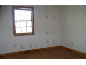 4 Rr Bloomfield, IN 47424 - Photo 9 of 14