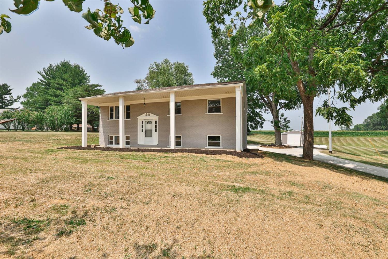 1001 Bay Road West Harrison, IN 47060 - Photo 1 of 41 Gallery Image 1