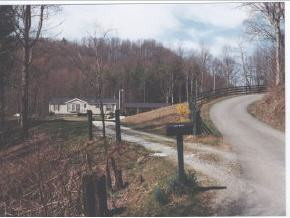193 Fiddlers Branch Road Hampton, TN 37658 - Photo 5 of 7 Photo 5