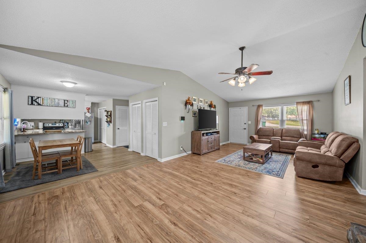 107 Cauthen Court Moore, SC 29369 - Photo 8 of 29