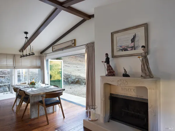 $17,950,000 | 5870 Silverado Trail, Napa, CA 94558
