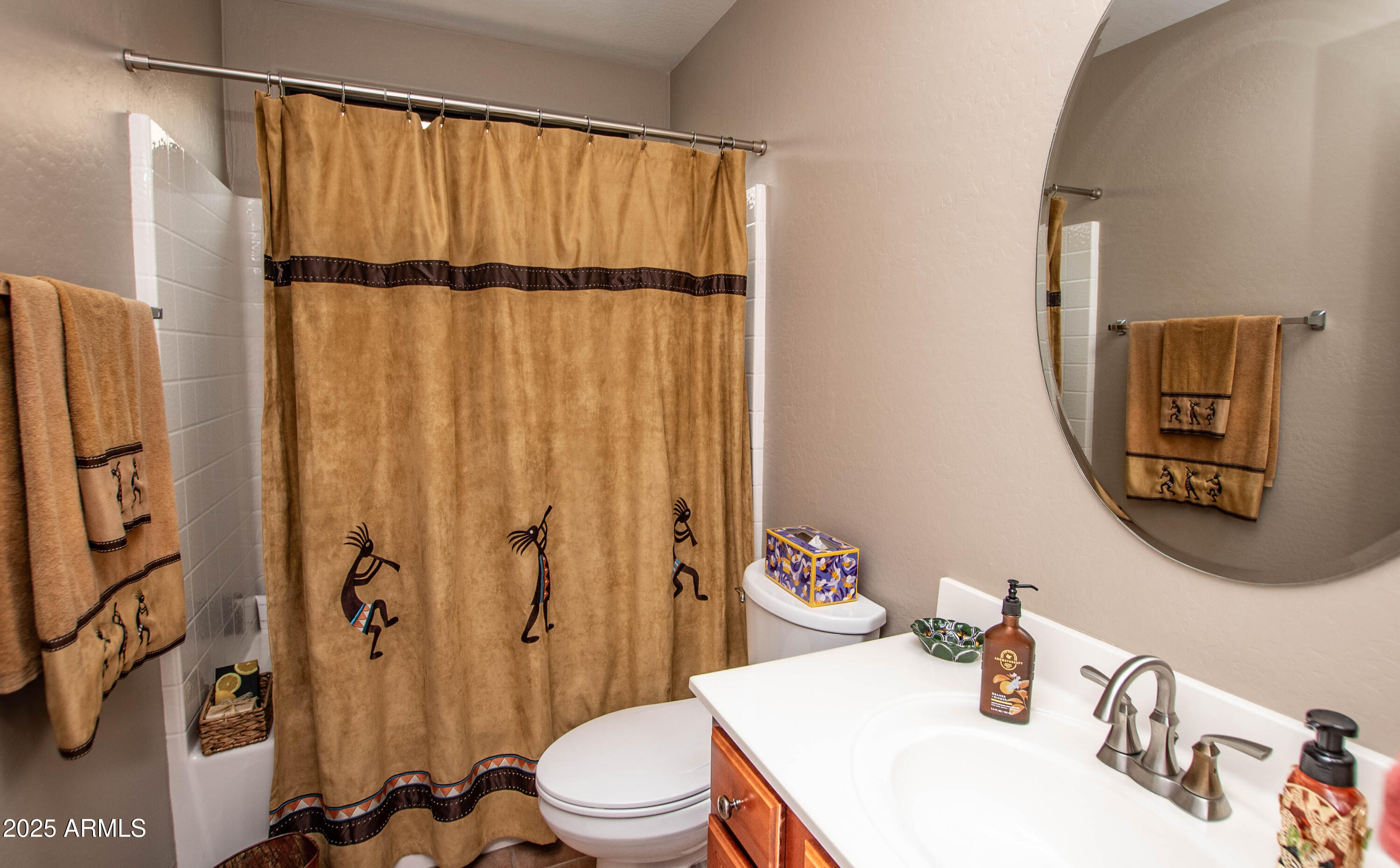 2101 South Meridian Road, Unit 176 Apache Junction, AZ 85120 - Photo 13 of 20 GUEST BATH