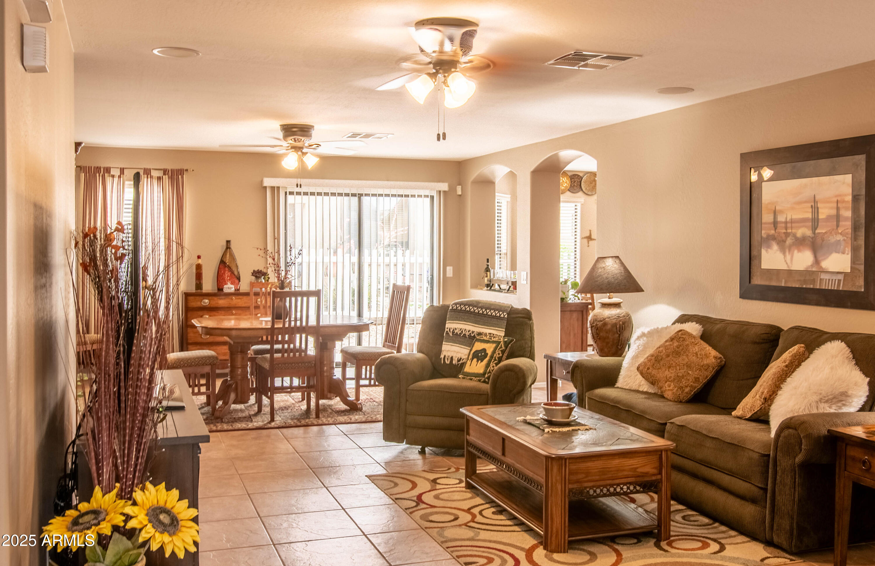 2101 South Meridian Road, Unit 176 Apache Junction, AZ 85120 - Photo 3 of 20 GREAT ROOM