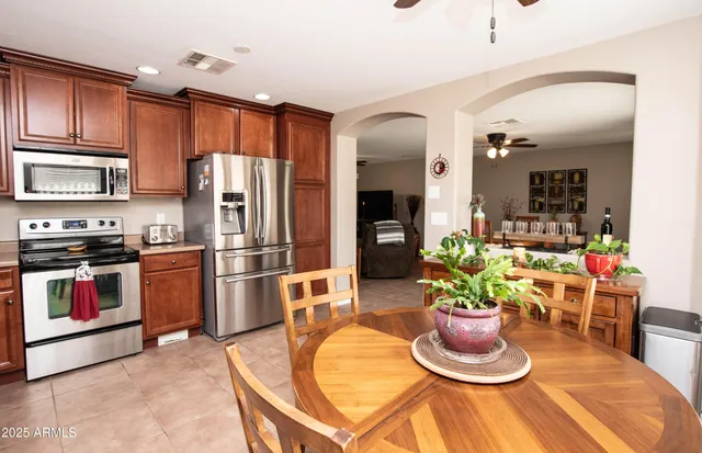 $379,000 | 2101 South Meridian Road, Unit 176, Apache Junction, AZ 85120