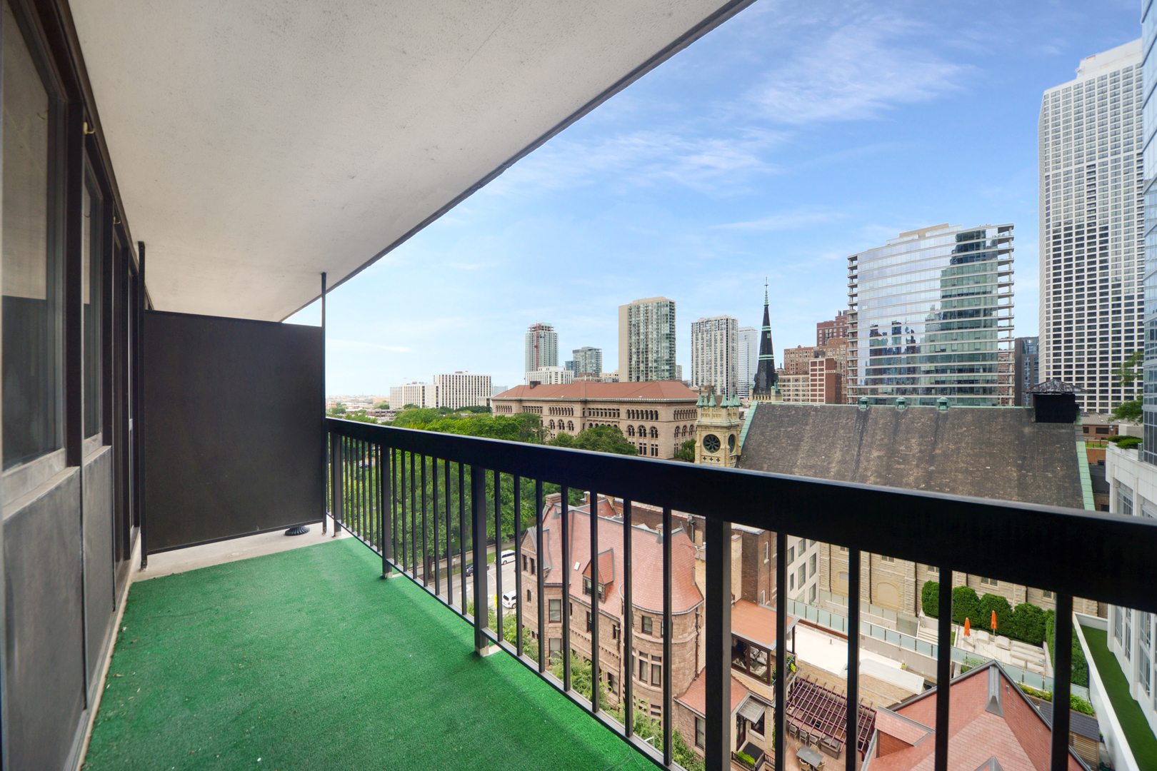 33 West Delaware Place, Unit 10D Chicago, IL 60610 - Photo 3 of 10