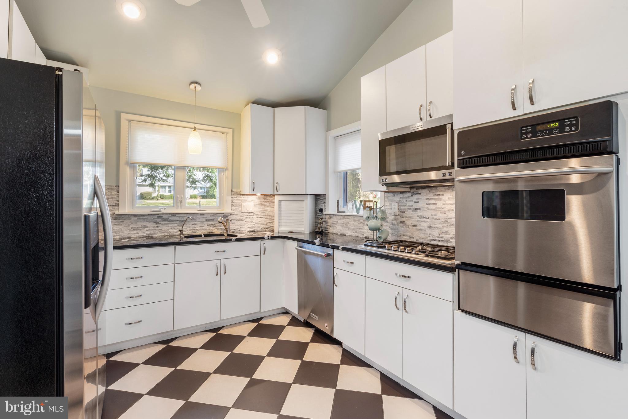 726 Llanfair Road Jenkintown, PA 19046 - Photo 25 of 41 Kitchen