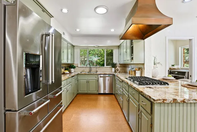 $1,095,000 | 1330 Magnolia Avenue, Modesto, CA 95350