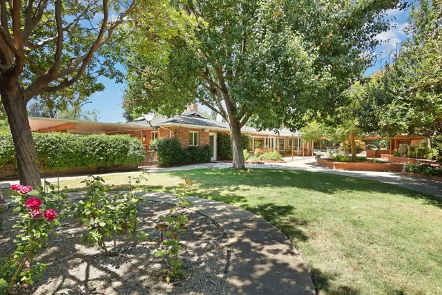 $1,095,000 | 1330 Magnolia Avenue, Modesto, CA 95350