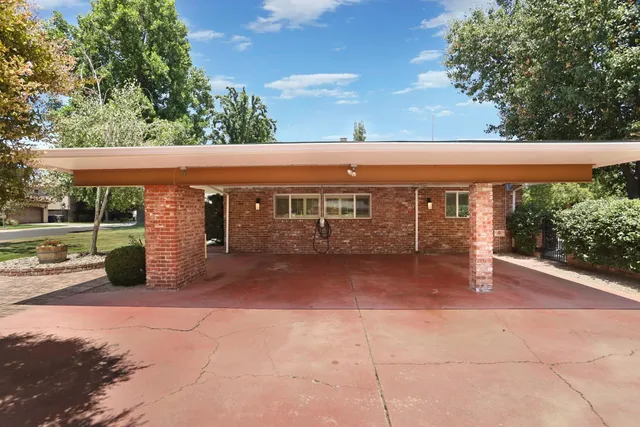 $1,095,000 | 1330 Magnolia Avenue, Modesto, CA 95350