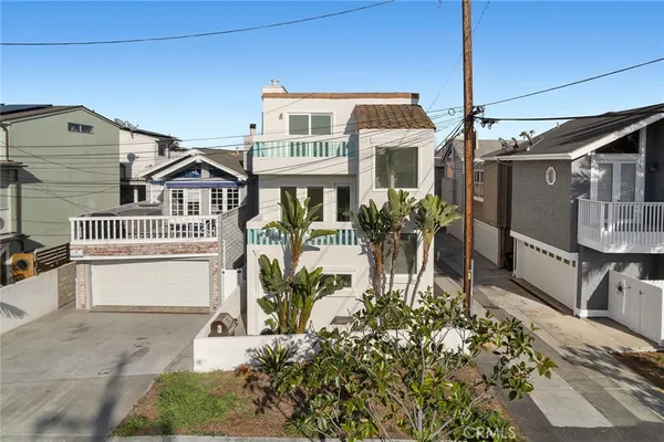 $5,495 | 3008 West Balboa Boulevard, Newport Beach, CA 92663