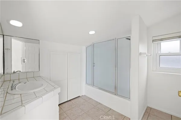 $5,495 | 3008 West Balboa Boulevard, Newport Beach, CA 92663
