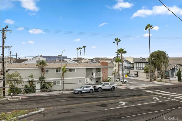 $5,495 | 3008 West Balboa Boulevard, Newport Beach, CA 92663