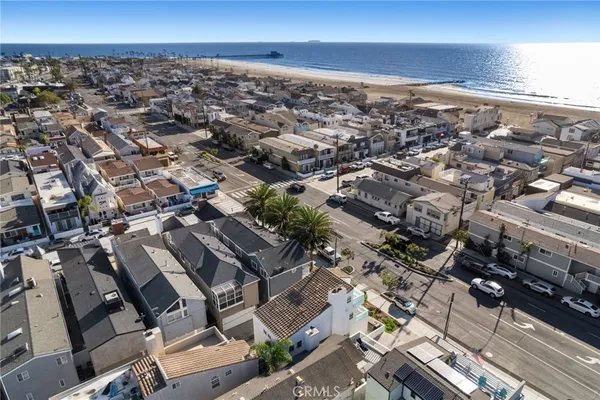 $5,495 | 3008 West Balboa Boulevard, Newport Beach, CA 92663