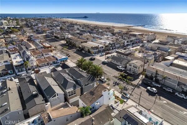 $5,495 | 3008 West Balboa Boulevard, Newport Beach, CA 92663