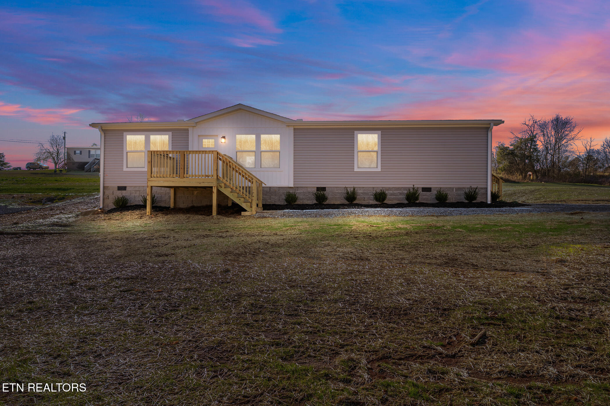 1535 West Wade Road Loudon, TN 37774 - Photo 5 of 32 dsc05590_vt